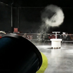 Air cannon with smoke machine